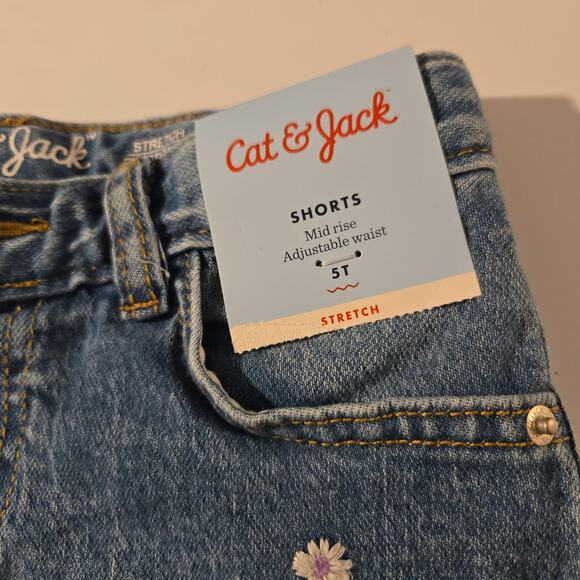 Cat & Jack Denim Floral Shorts 5T - Picture 2 of 5